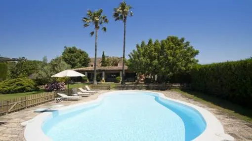 Charming Finca with a mature garden Charming Finca with a mature garden